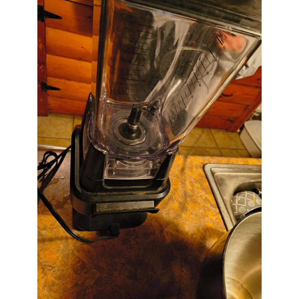 Ninja 1000 watt blender